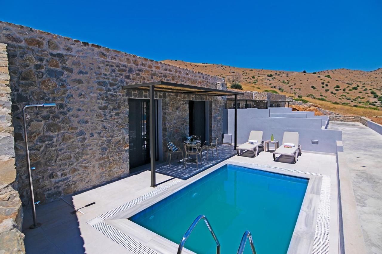 Villa Varkotopi *